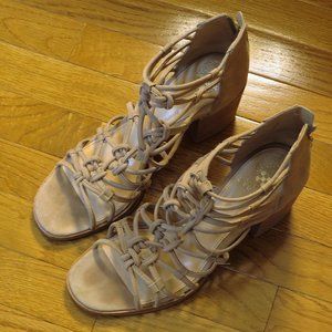 Vince Camuto women's lace up zipper beige block heels size 10M